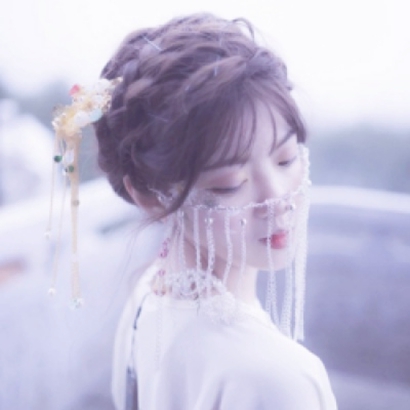 24张清冷伤感古风女头 氛围感拉满的淡雅QQ头像合集