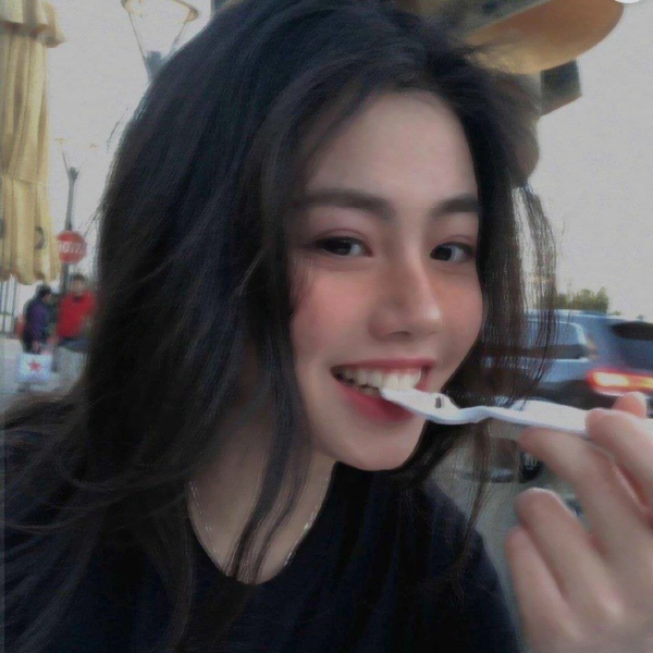 36张带复古感的小清新原宿风女生头像合集