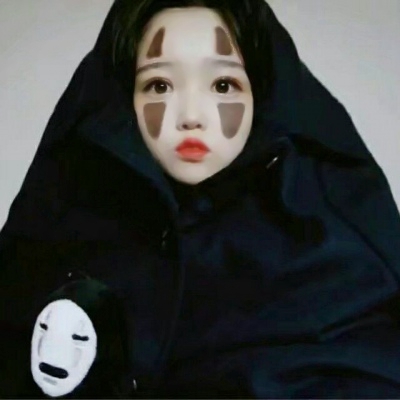 14张高清玩网风女生QQ头像 个性感拉满