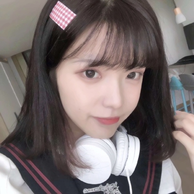 20张高清闺蜜单人头像 一人一张超好看的女生头像