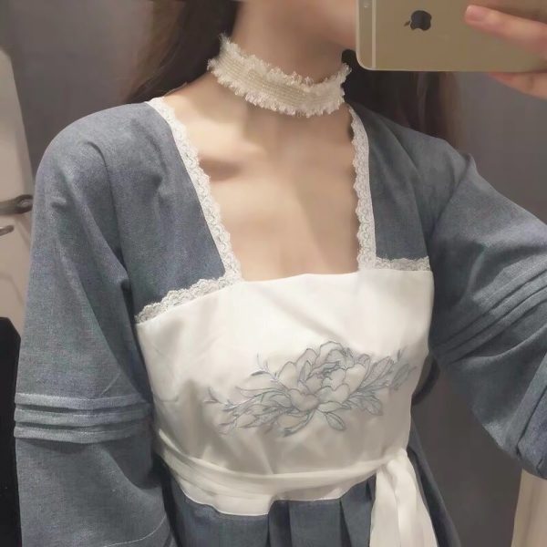 36张带复古感的小清新原宿风女生头像合集