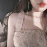 高清不露脸女生半身头像合集 9张好看的部位女头像