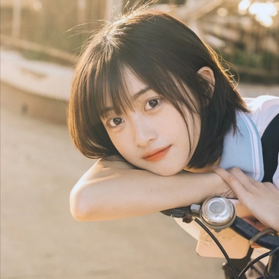 17张高清高颜值真人女生头像合集来啦