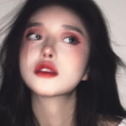 最新搞怪可爱女生头像 高清真人版合集共33张