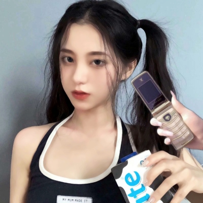 15张高清真实御姐风女生头像合集