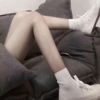 20张高清酷感女生腿部头像 适合玩网用的女生头像合集