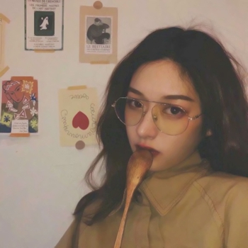 12张高清气质复古女生头像 氛围感拉满