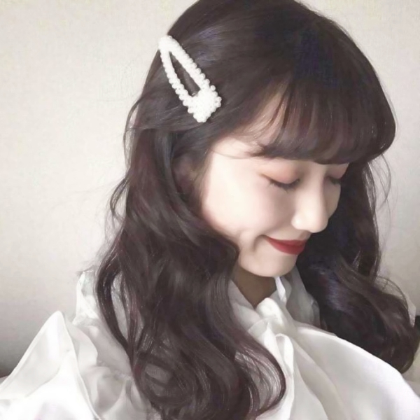 16张超清真人可爱女生头像 适合当微信头像的网图