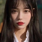 超火高颜值女生正脸头像 14张合集