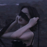 27张高清气质款高冷女生QQ头像 自带神秘氛围感