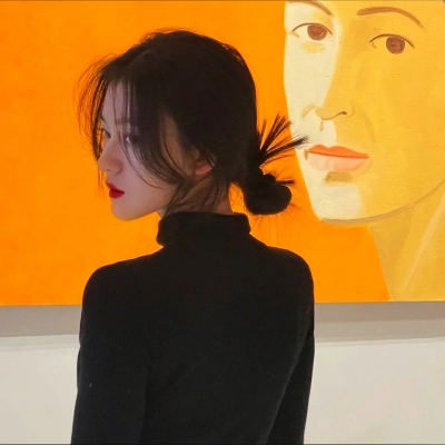 最新高清女生真人QQ头像 共11张好看美图