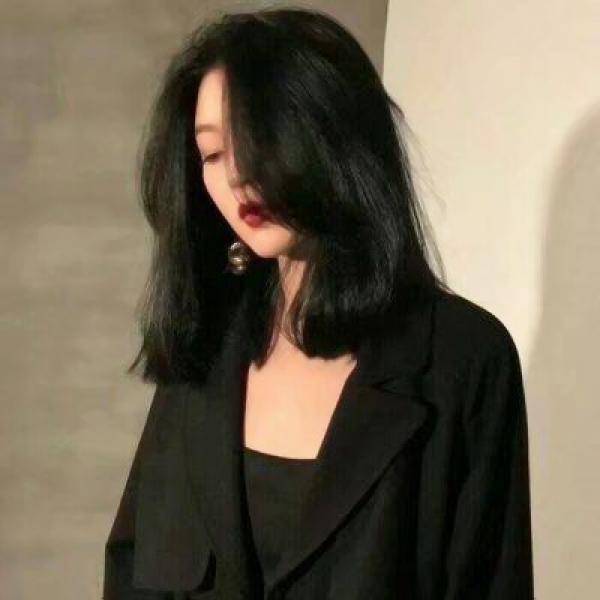 12张超飒高冷女生头像 霸气冷酷感拉满