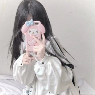 超有少女感的真人女生头像合集 共17张