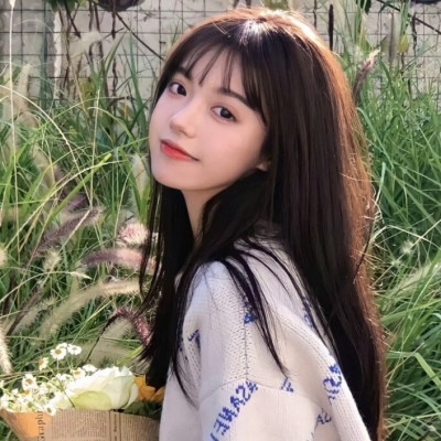 超火的QQ女生高清头像合集（10张）