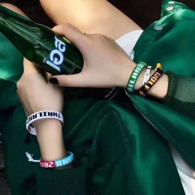 15张超拽霸气女生网图头像 高清新潮又好看