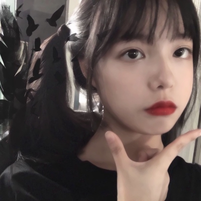 13张高清可爱气质女生头像 快来pick你的专属头像