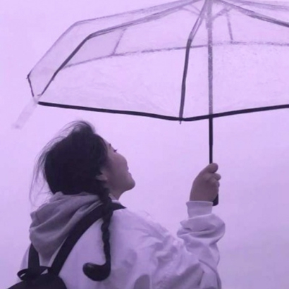 17张氛围感拉满的真人女生头像 精选高清意境女头