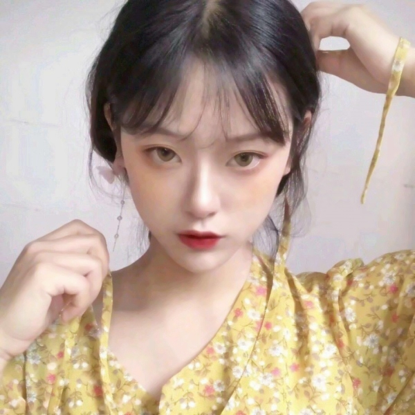 90后专属个性微信女头像 31张超高清素材合集