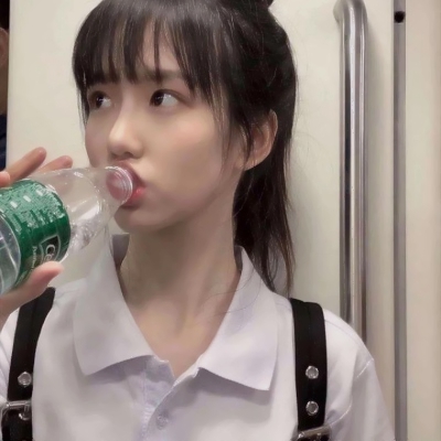 26张超好看的真人可爱女生头像 高清无水印