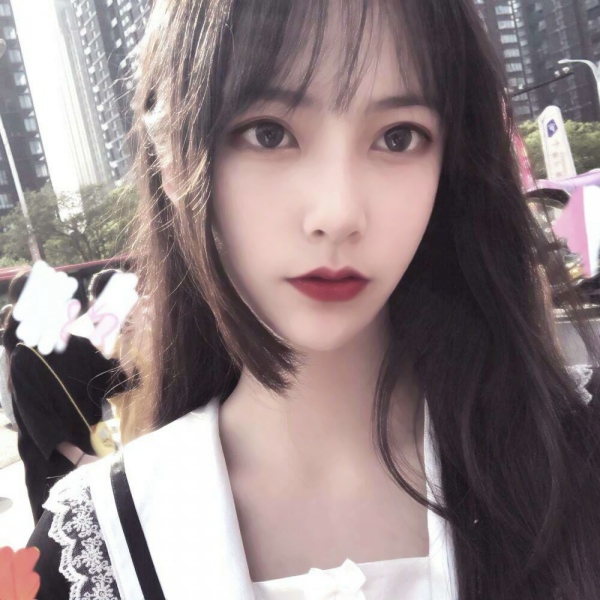 17张超高清漂亮女孩真人微信头像合集