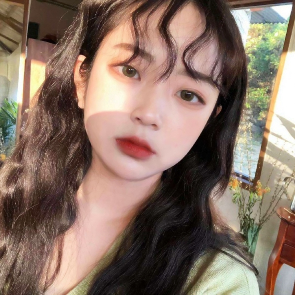 16张复古高清女生头像 自带氛围感的复古女性气质