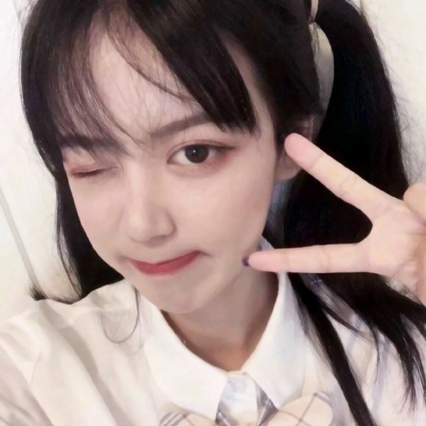 36款时尚大气的潮流女生微信头像 优雅又有格调