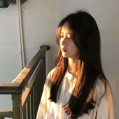 微信超火的女生高清头像合集（共17张）