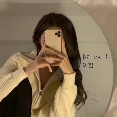 超有少女感的真人女生头像合集 共17张
