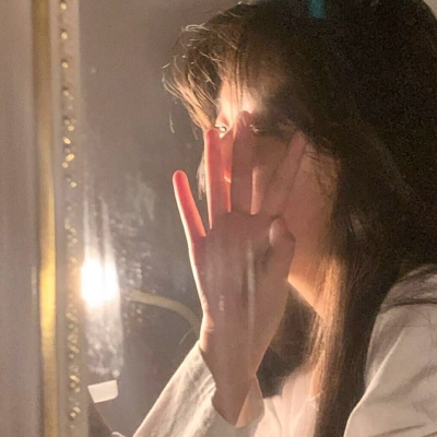 女生正脸清晰真人漂亮头像合集（20张）