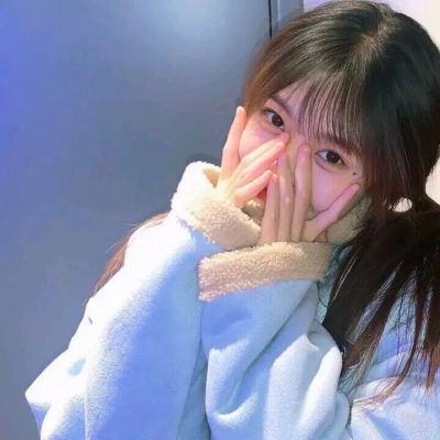 女生干净精致QQ头像 16张高清图