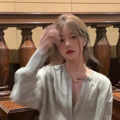 ins上超火的女生QQ头像合集，共19张