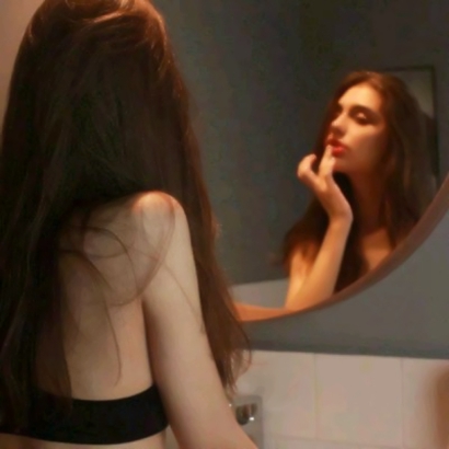 27张高清欧美个性女生头像合集