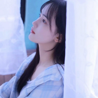 女生微信头像合集！9张简约干净又大气的款式来了