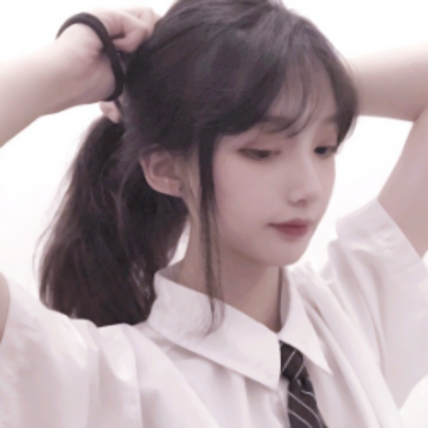 26张超清好看女生头像合集 漂亮女人照片头像素材