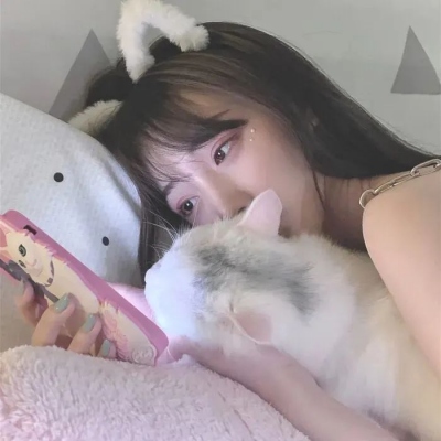 超火高颜值女生正脸头像 14张合集