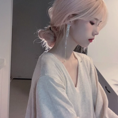 20张真人女生青春网图头像合集