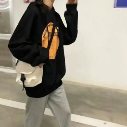 36张高清不露脸女生部位酷头像 干净氛围感拉满