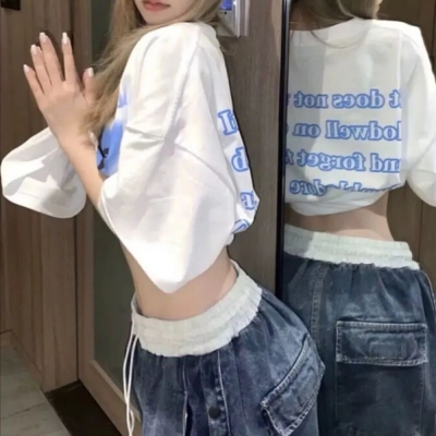 女生干净精致QQ头像 16张高清图