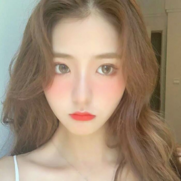 32张超清清新盐系女生头像合集 直接存就能用