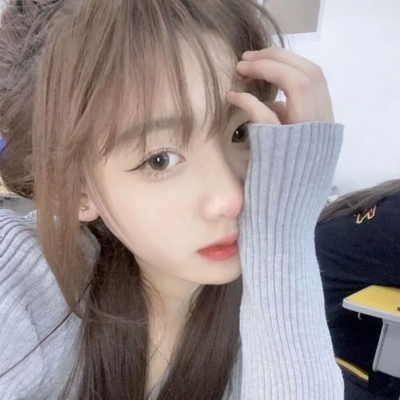 超有个性的小众女生微信头像来啦，共20张