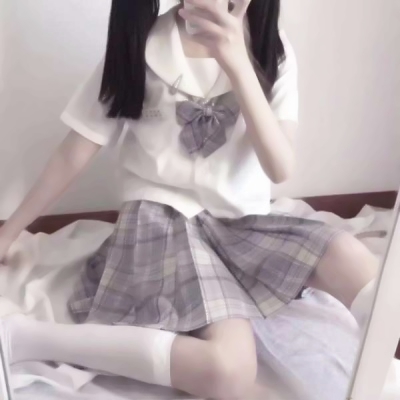 20张高清酷感女生腿部头像 适合玩网用的女生头像合集
