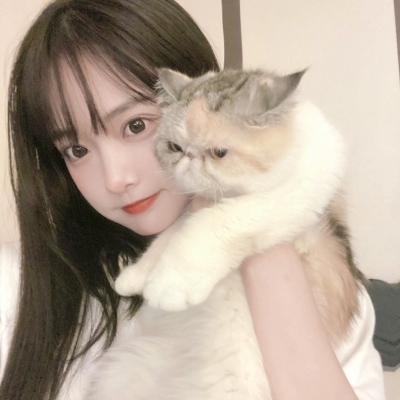 微信超火的女生高清头像合集（共17张）