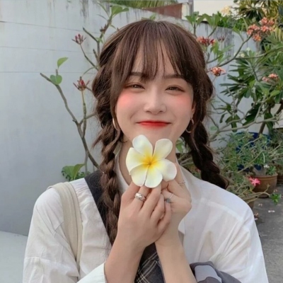 19张治愈感拉满的女生清新真人头像，每一张都让人看了舒服