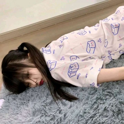 女生专用简单气质头像合集来啦，共13张优质图