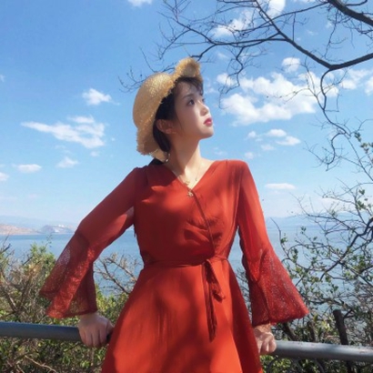 女生旅游微信头像！9张高清唯美氛围感拉满