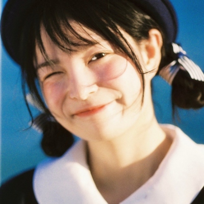 女生真人网红微信头像合集 共14张好看的款