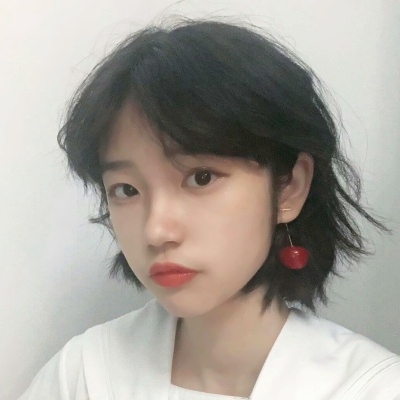8张真人短发女生头像 高清日常短发少女头像素材