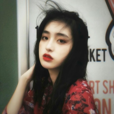 网红小姐姐高清头像合集，21张好看头像直接存