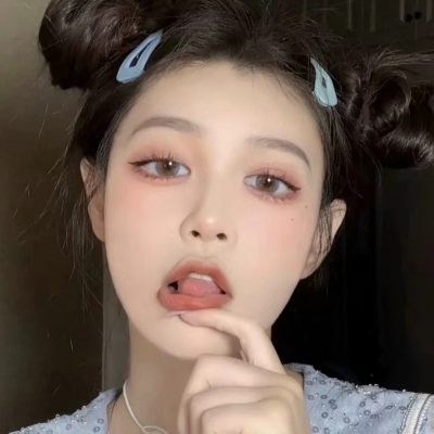 新版个性女生微信头像合集 共13张