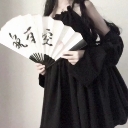 飒爽又带感！17张拿扇子的霸气女生头像合集